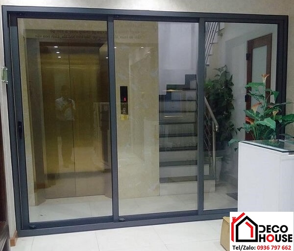 Cửa nhôm Xingfa mở lùa 3 cánh màu ghi