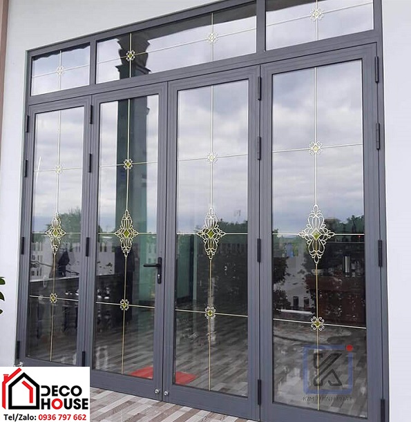 Cửa nhôm Xingfa mở quay 4 cánh mặt tiền