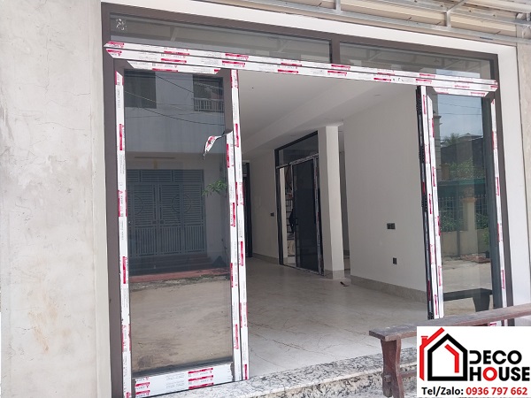 Cửa đi nhôm Xingfa mở quay