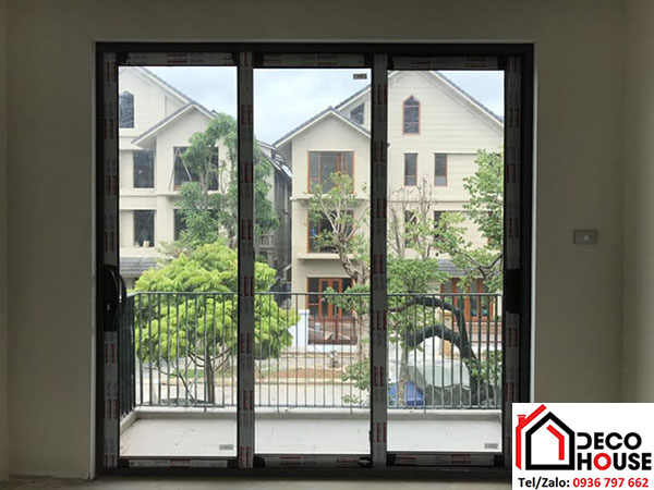 Cửa lùa nhôm Xingfa 3 cánh 3 ray