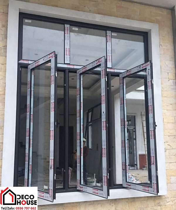 Thi công cửa sổ nhôm Xingfa 3 cánh mở quay tại Thanh Xuân