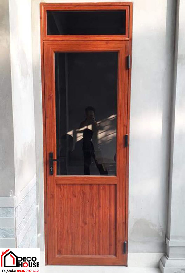 Cửa nhôm Xingfa 1 cánh màu vân gỗ 