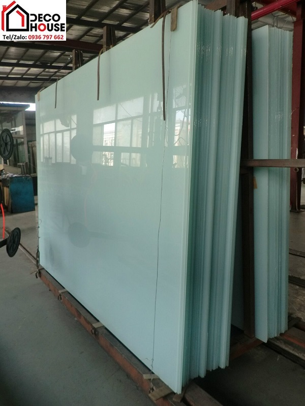 Kính cường lực thanh lý tại Hà Nội