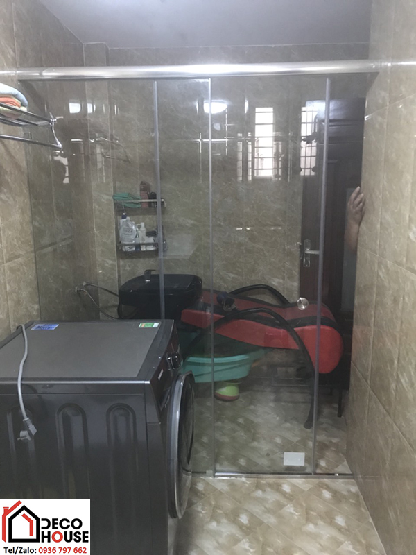 Thi công vách kính phòng tắm cửa lùa