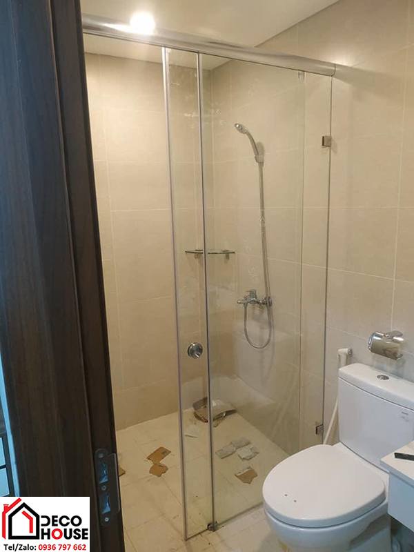 Vách kính cường lực cửa lùa ngăn phòng tắm đẹp
