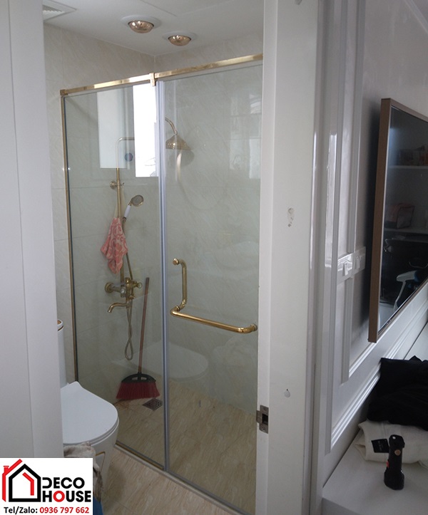 Vách kính cường lực phòng tắm phụ kiện màu vàng hồng