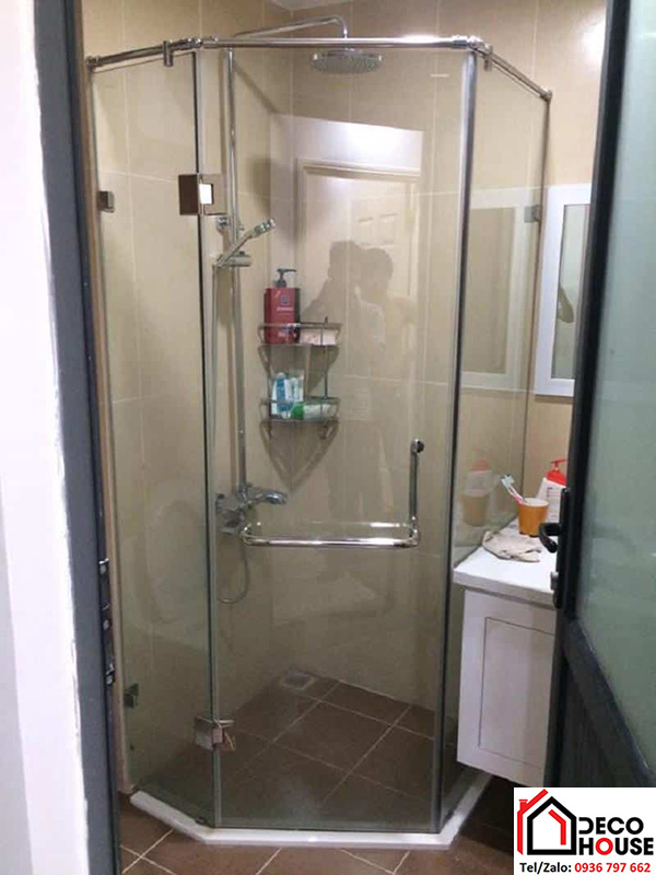Cabin tắm kính vát góc