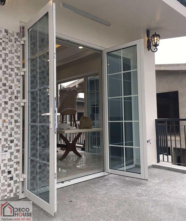 Cửa đi nhôm xingfa 2 cánh kính an toàn