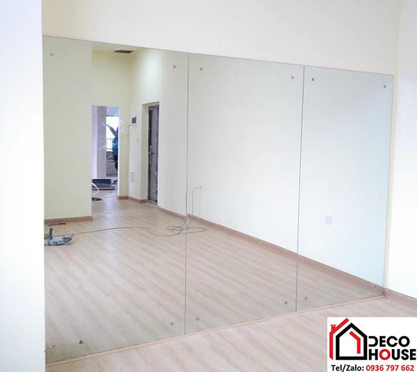 Gương dán tường khổ lớn