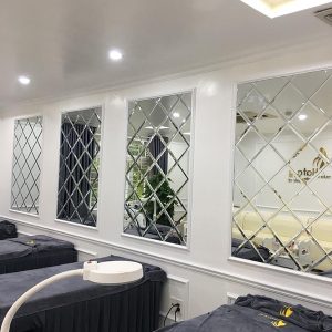 Gương trang trí spa